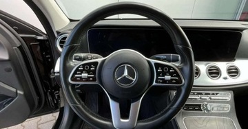 Mercedes Klasa E W213 Kombi 2.0 220d 194KM 2020 Mercedes-Benz Klasa E 4 Matic Automat Led Parktronic Kamera Navi Vir, zdjęcie 17