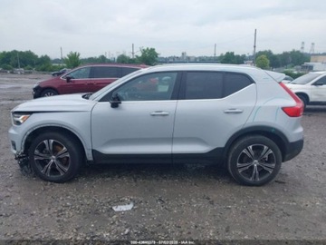 Volvo XC40 2021 Volvo XC 40 T5 Inscription 2021 2.0l 2.0 Benzyna 248KM, zdjęcie 2