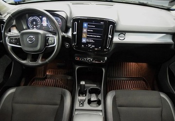 Volvo XC40 Crossover 2.0 D3 150KM 2020 Volvo XC 40 Automat_Podgrzewane fotele_ 2.0 Diesel 150KM, zdjęcie 4