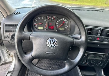 Volkswagen Golf IV Hatchback 1.4 16V 75KM 2002 Volkswagen Golf Special, klimatyzacja, oryginalny lakier, zadbany 1.4 75KM, zdjęcie 26