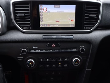 Kia Sportage IV SUV Facelifting 1.6 GDI 132KM 2019 Kia Sportage 1.6 GDI, Serwis ASO, GAZ, Navi, zdjęcie 21