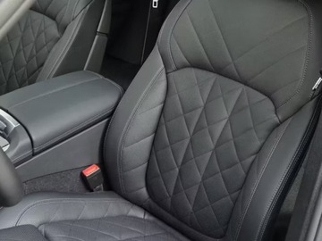 BMW X6 G06 SUV Facelifting 3.0 40d 352KM 2025 BMW X6 xDrive40d Sport Suv 3.0 (352KM) 2025, zdjęcie 4