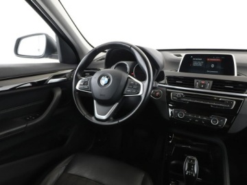 BMW X1 F48 Crossover sDrive18d 150KM 2018 BMW X1 Czujniki, Navi, Podg.fotele, Aut.klima, zdjęcie 15