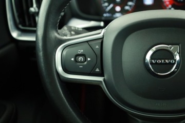 Volvo V60 II  Kombi 2.0 T4 190KM 2020 Volvo V60 T4 2.0, Salon Polska, Automat, Skóra, zdjęcie 17