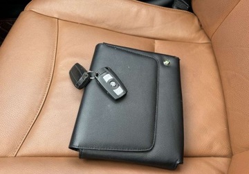 BMW Seria 3 E90-91-92-93 Limuzyna E90 325i (3.0) 218KM 2009 BMW Seria 3 325I 3.0, bezwypadkowy, panorama, xenon 3.0 Benzyna 218KM, zdjęcie 24