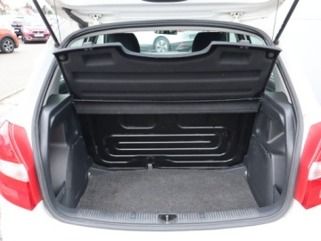 Skoda Fabia II Hatchback 1.2 i HTP 60KM 2009 Skoda Fabia 1.2, Klima, zdjęcie 12