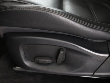 Jaguar E-Pace SUV 2.0 i4P 200KM 2018 Jaguar E-Pace P200 Automat AWD Panorama Navi, zdjęcie 36