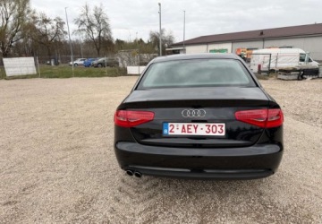 Audi A4 B8 Limousine Facelifting 2.0 TDI 177KM 2012 Audi A4 Limousine A4 B8 Lift sedan piekne auto 2.0 Diesel 177KM, zdjęcie 12