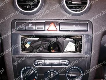 КРЫШКА РАДИОРАМА AUDI A3 S3 8P 8PA 2003-2012