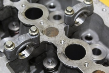 ГОЛОВКА ПРАВАЯ JAGUAR S-TYPE 2.7 D 4R8Q-6C064-AH