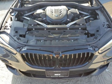 BMW X5 G05 2022 BMW X5 M50i 2022 4.4l 4.4 Benzyna 523KM, zdjęcie 6