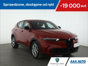 Alfa Romeo Tonale 2023 Alfa Romeo Tonale 1.5T 48V MHEV, Salon Polska