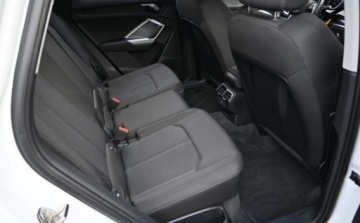 Audi Q3 II SUV 2.0 35 TDI 150KM 2020 Audi Q3 20 TDI S-TRONIC FULL LED Nawigacja Virtual Serwisowany 2.0 Diesel, zdjęcie 25