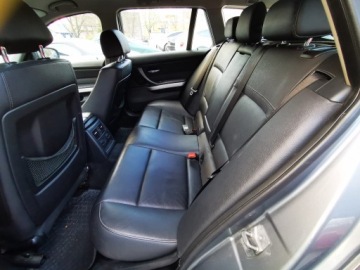 BMW Seria 3 E90-91-92-93 Touring E91 2.0 320d 177KM 2009 BMW 3 (E91) 320d xDrive 177 KM Bezwypadkowy, Automat, Nawigacja M-Pakiet, zdjęcie 9