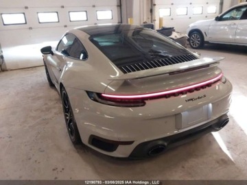 Porsche 911 992 2022 Porsche 911 Turbo S 2022 3.7l 3.7 Benzyna 640KM, zdjęcie 3