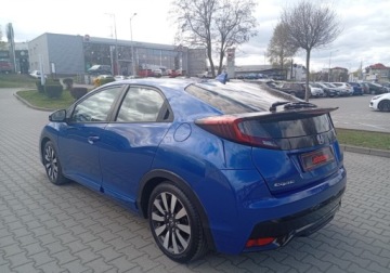 Honda Civic IX Hatchback 5d 1.6 i-DTEC 120KM 2015 Honda Civic Zarejestrowany - bezwypadkowy - 1,6 - 120 KM 1.6 Diesel 120KM, zdjęcie 10