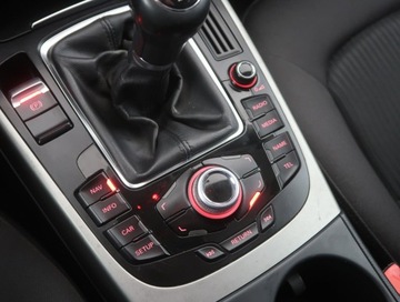 Audi A4 B8 2009 Audi A4 2.0 TDI, Navi, Xenon, Klima, Klimatronic, zdjęcie 15