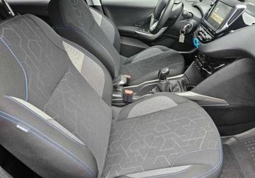 Peugeot 2008 I SUV Facelifting 1.2 PureTech 110KM 2017 Peugeot 2008 1.2 PB 110KM Style Salon PL Serwis ASO Gwarancja 1.2 Benzyna, zdjęcie 9