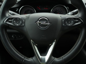 Opel Insignia I Hatchback Facelifting 1.6 CDTI Ecotec 136KM 2017 Opel Insignia 1.6 CDTI, Salon Polska, zdjęcie 18