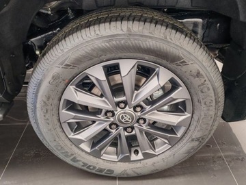 Toyota Land Cruiser VII Terenowy 5d 2.8 D-4D 204KM 2025 Od ręki - Executive 2.8 Diesel 205KM | Martwe pole!, zdjęcie 18