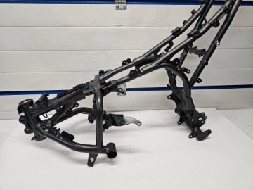 YAMAHA YZF R7 22-24 рама слегка повреждена