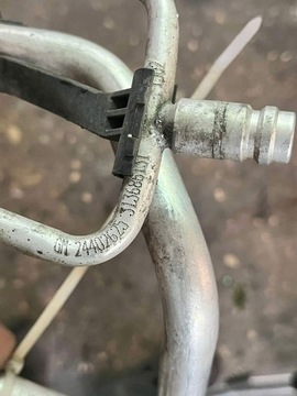 OPEL OE 24402589 24402625 PŘÍVODY KLIMATIZACE