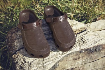 Męskie Chodaki Klapki Crocs Classic Yukon Vista II 207689 LiteRide 48-49