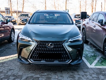 Lexus NX II SUV Facelifting 2.5 450h+ 309KM 2025 Od ręki - 450h+ Omotenashi 2.5 Hybrid Plug-in AWD 292KM, zdjęcie 1