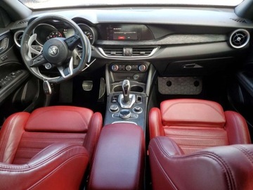 Alfa Romeo Stelvio SUV Facelifting 2.0 Turbo 280KM 2022 Alfa Romeo Stelvio 2022r., 4x4, 2.0L 2.0 Benzyna 280KM, zdjęcie 6