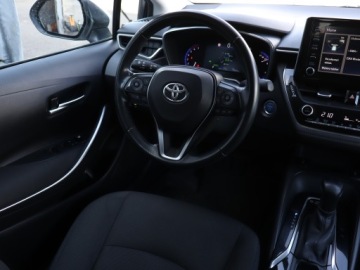 Toyota Corolla XII Sedan 1.8 Hybrid 122KM 2019 Toyota Corolla 1.8 Hybrid, Salon Polska, zdjęcie 6