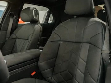 BMW Seria 7 G70 Sedan 3.0 40d 299KM 2025 BMW Seria 7 740d xDrive Sport Sedan 3.0 (299KM) 2025, zdjęcie 6