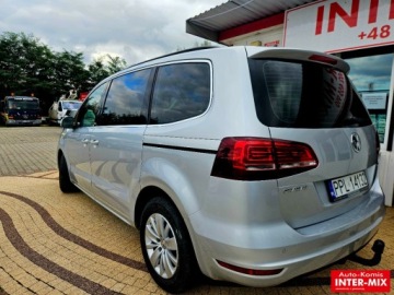Volkswagen Sharan II Van Facelifting 2.0 TDI SCR 150KM 2015 Volkswagen Sharan Zarejestrowany gotowy do jazdy bogata wersja 2.0 Diesel, zdjęcie 2