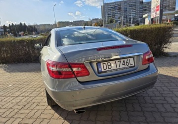 Mercedes Klasa E W212 Coupe 200 CGI BlueEFFICIENCY 184KM 2011 Mercedes-Benz Klasa E Wzorowy E 200 Coupe - 121Tkm - Bezwypadkowy 1.8, zdjęcie 6