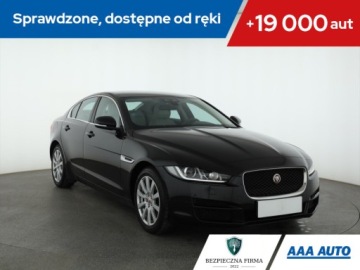 Jaguar XE Sedan 2.0 i4 180KM 2018 Jaguar XE 20d, Salon Polska, Serwis ASO, 177 KM