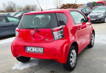 Toyota iQ 1.0 VVT-i 68KM 2009 Toyota iQ 1,0 Ben Klima Benzyna 68KM, zdjęcie 2