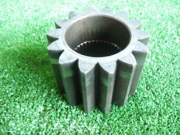 Звездочка Massey Ferguson 3582194M1 б/у