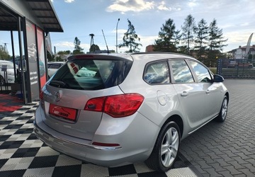 Opel Astra J Sports Tourer Facelifting 1.4 Turbo ECOTEC 140KM 2015 Opel Astra Opel Astra J Sport Tourer 1.4BenzLPG 1.4 BenzynaLPG 140KM, zdjęcie 3