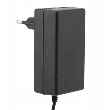 Ładowarka do akumulatorów Li-ion DC 8.4V 2A