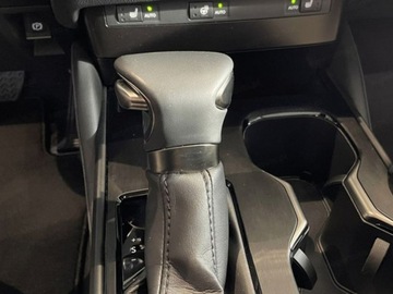 Lexus ES VII (XV70) Sedan Facelifting 300h 218KM 2025 Od ręki - 300h Business Edition 2.5 E-CVT 218KM | Tempomat adaptacyjny!, zdjęcie 9