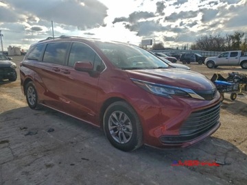 Toyota Sienna III 2021 Toyota Sienna 2021 r., 2,5L HYBRID LE 2.5 Hybryda 245KM, zdjęcie 2