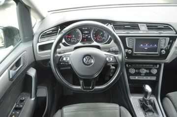 Volkswagen Touran III 1.6 TDI 110KM 2016 Volkswagen Touran 1.6 TDI BMT Comfortline, Serwis ASO, FV VAT MARZA 1.6, zdjęcie 25