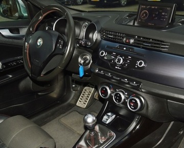 Alfa Romeo Giulietta Nuova II Hatchback 5d 1750 TBi 16v 235KM 2013 ALFA ROMEO GIULIETTA 1.8 TBi 235 KM, zdjęcie 32