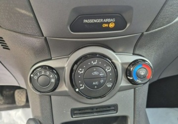 Ford Fiesta VII Hatchback 3d Facelifting 1.25 60KM 2015 Ford Fiesta 1,2 MpiSuper stan 2 kompl. kol 1.2 Benzyna 60KM, zdjęcie 20