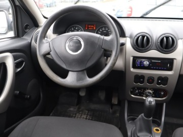 Dacia Sandero I Hatchback 5d 1.4 MPI 75KM 2010 Dacia Sandero 1.4 MPI, Klima, zdjęcie 6