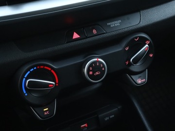 Kia Stonic Crossover Facelifting 1.0 T-GDI 100KM 2021 Kia Stonic 1.0 T-GDI, Salon Polska, 1. Właściciel, zdjęcie 15