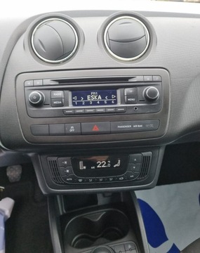 Seat Ibiza IV Hatchback 5d Facelifting 1.2 60KM 2015 Seat Ibiza 1.2 benzyna / Klimatronik / Zadbana /, zdjęcie 13