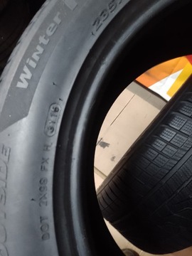 Hankook Winter i*cept evo2 SUV W320A 235/55R19 105 В