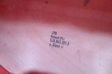 SKLO (OKNO) BOČNÍ LEVÝ PŘEDNÍ SKODA RAPID 5D HB 12R