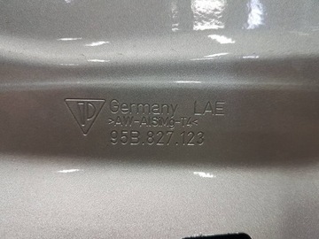 PORSCHE MACAN (95B) 2019 Z ZADU ZADNÍ VÍKO KUFRU KUFRU