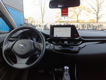 Toyota C-HR I Crossover Facelifting 2.0 Hybrid Dynamic Force 184KM 2023 Toyota C-HR 2.0 Hybrid Style 2.0 Hybrid 184KM Styl, zdjęcie 11